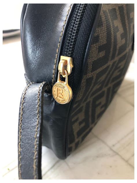 tracolla fendi ebay|Borsa a Tracolla Fendi Vintage .